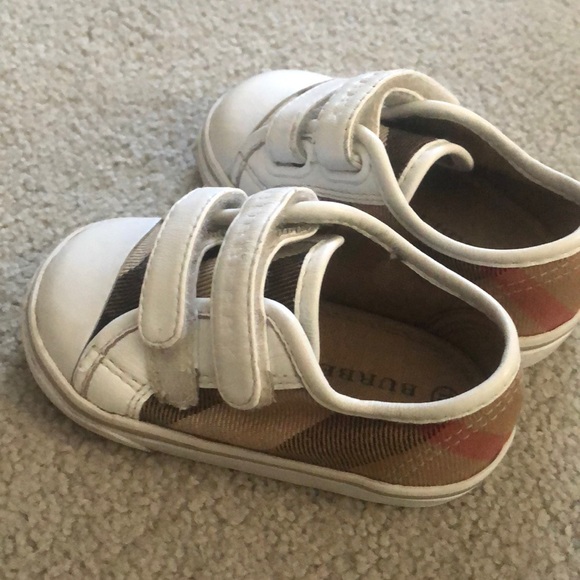 burberry baby shoes size 5